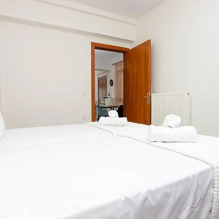 Bizmut House Shared Garden & Pool Paliouri 圣帕拉斯凯维