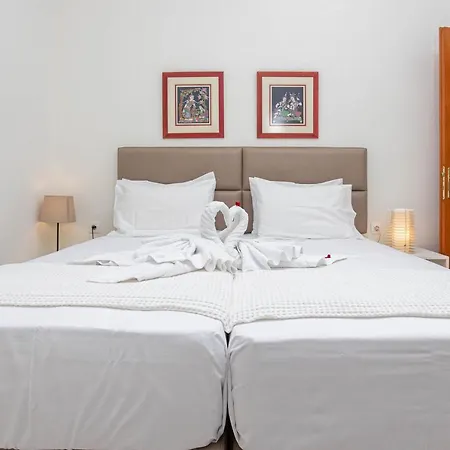 Apartament Bizmut House Shared Garden & Pool Paliouri Ajia Paraskiewi