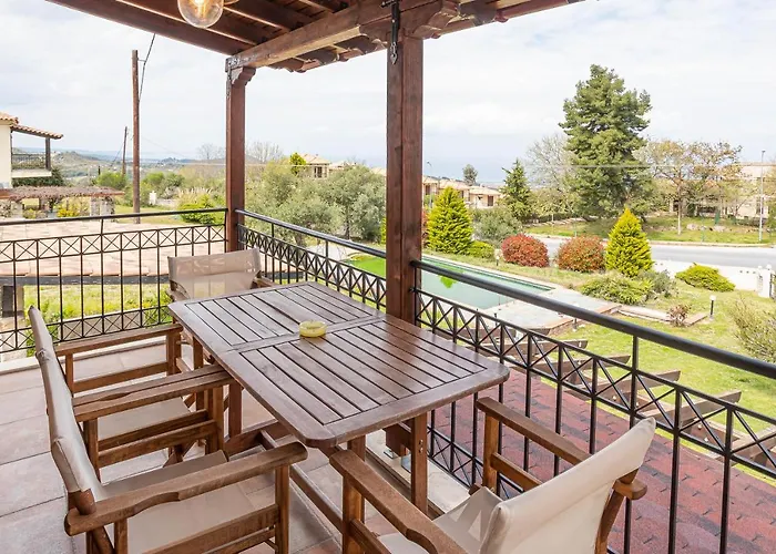 Bizmut House Shared Garden & Pool Paliouri *