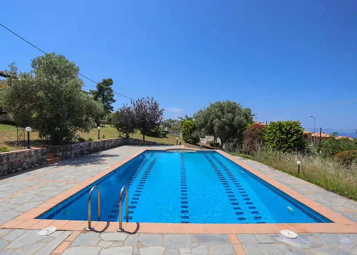 Bizmut House Shared Garden & Pool Paliouri * Agia Paraskevi (Kassandra)