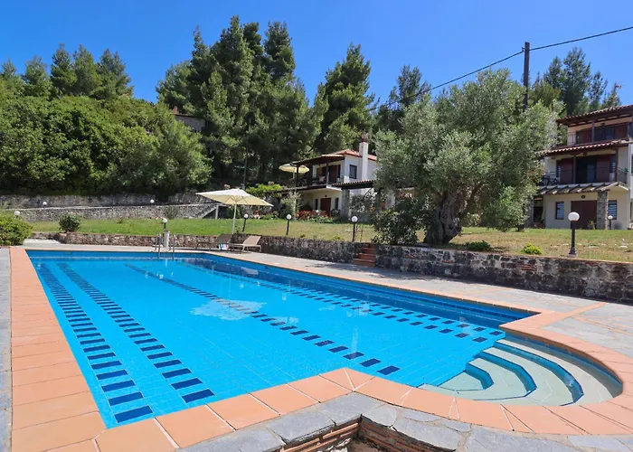 Bizmut House Shared Garden & Pool Paliouri * Agia Paraskevi (Kassandra)
