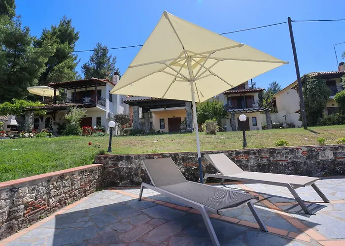 Lejlighed Bizmut House Shared Garden & Pool Paliouri